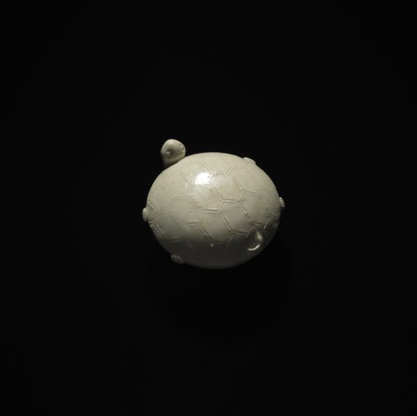 A White-glazed DING Turtle