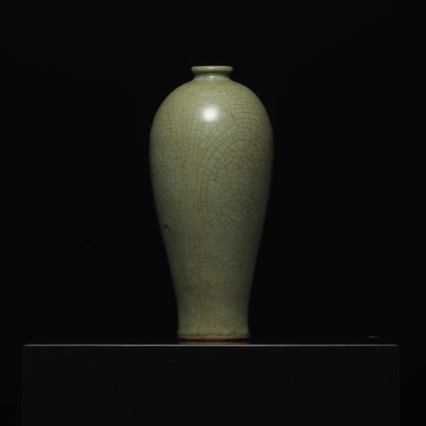 A Celadon-glazed ZHANG GONG XIANG Vase (Meiping)